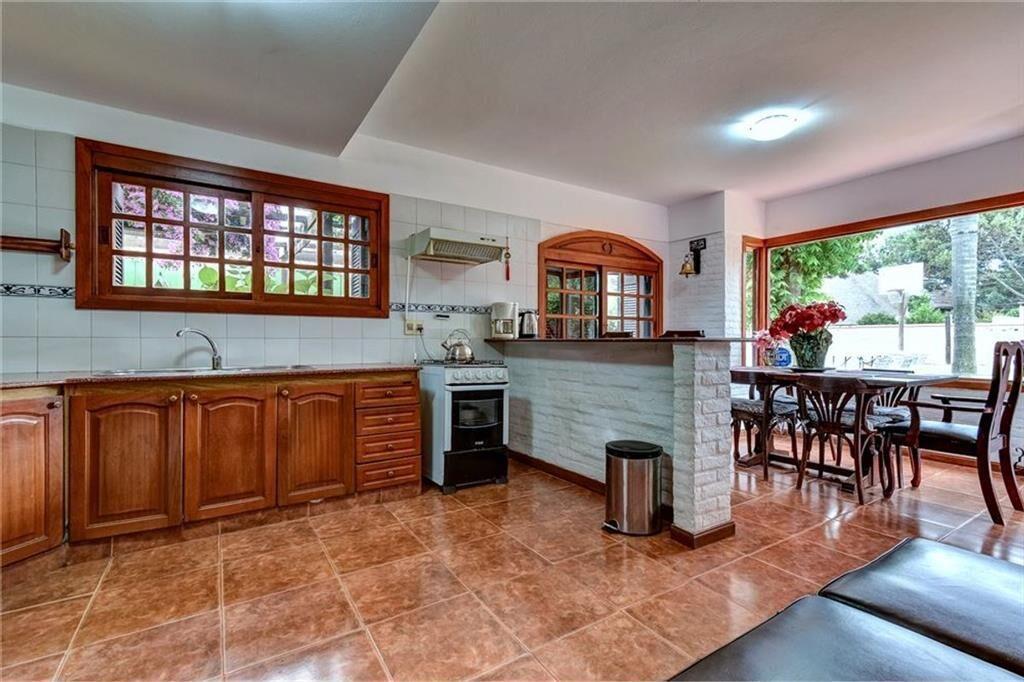 CASA VENTA PORTEZUELO PUNTA BALLENA 150 M DEL MAR