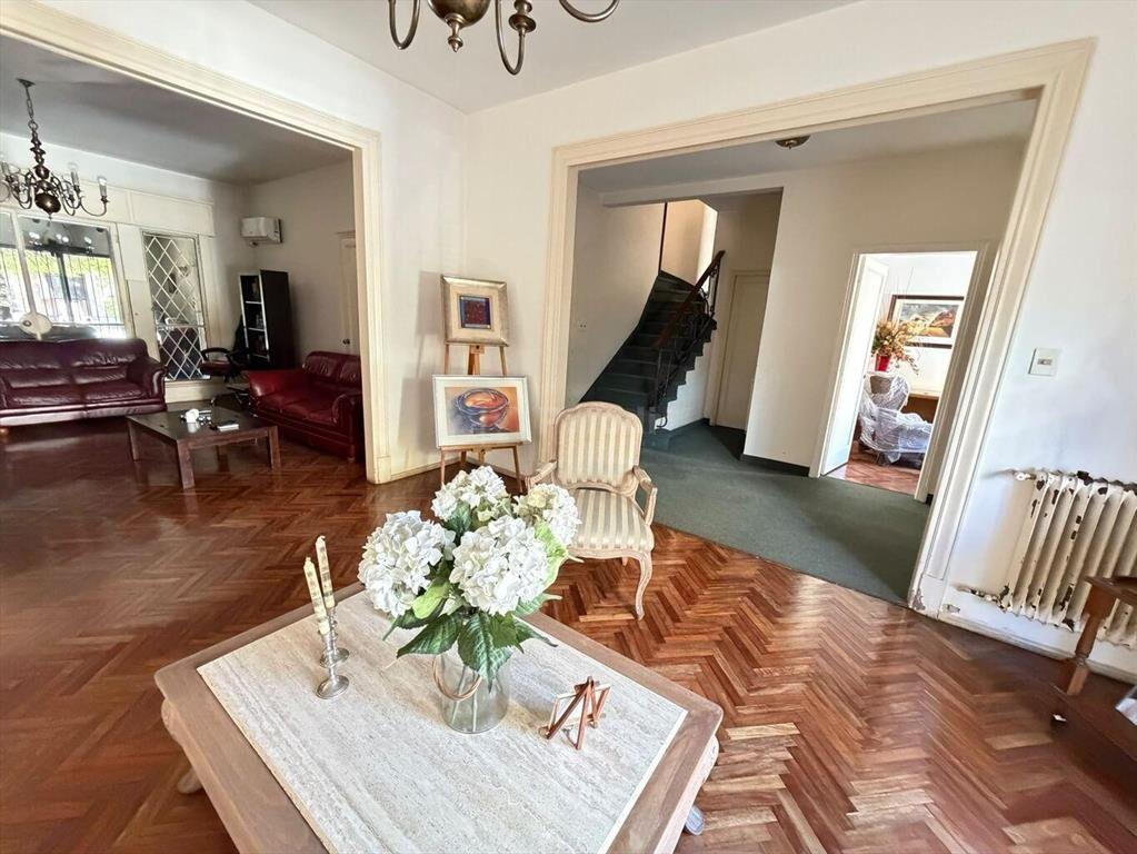 PARODI Venta casa 7 dormitorios Parque Batlle