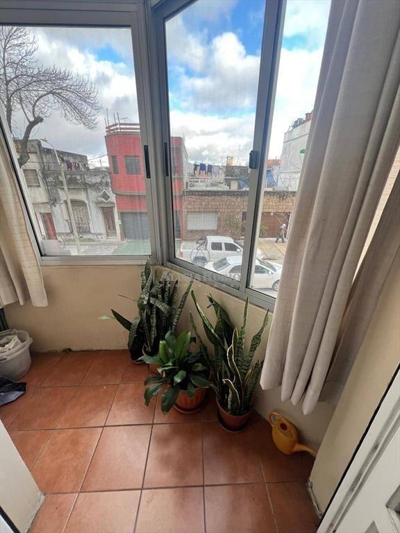 APARTAMENTO EN GARIBALDI ESQ. PAULLIER. 1 DORMITORIO. PR...