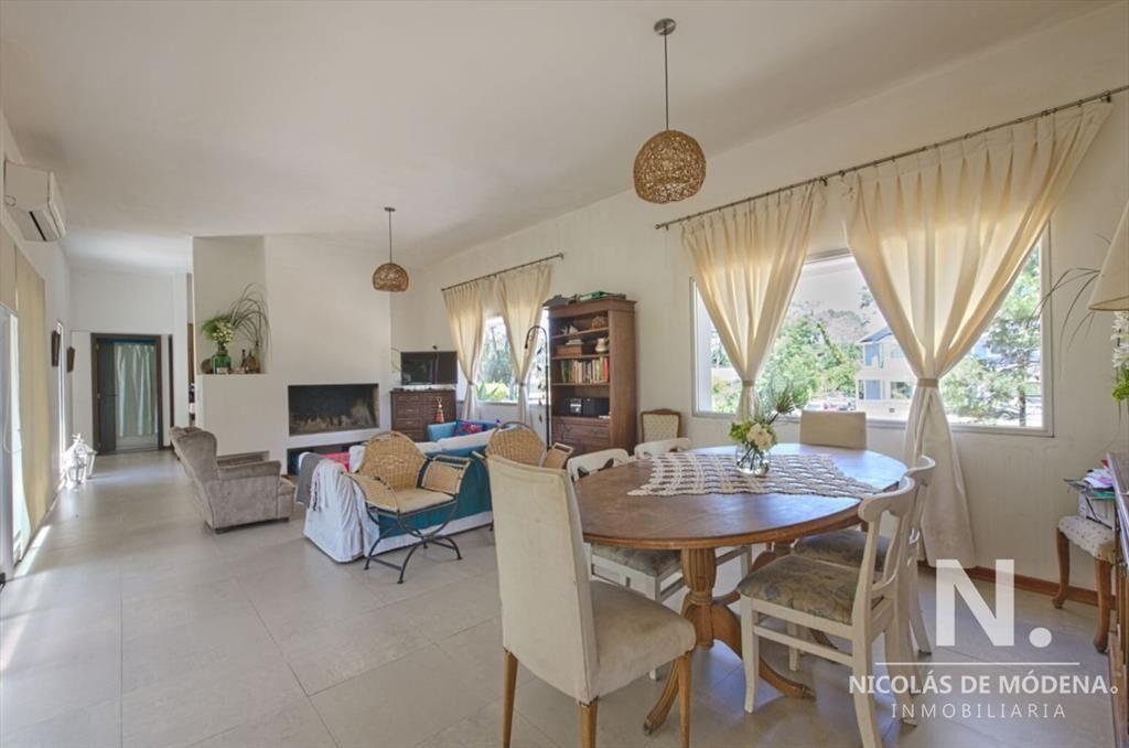 Casa en venta La Arbolada