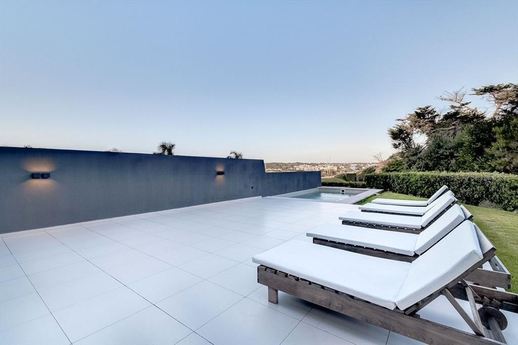 DEPARTAMENTO VENTA TIBURON TERRAZAS PILETA PROPIA