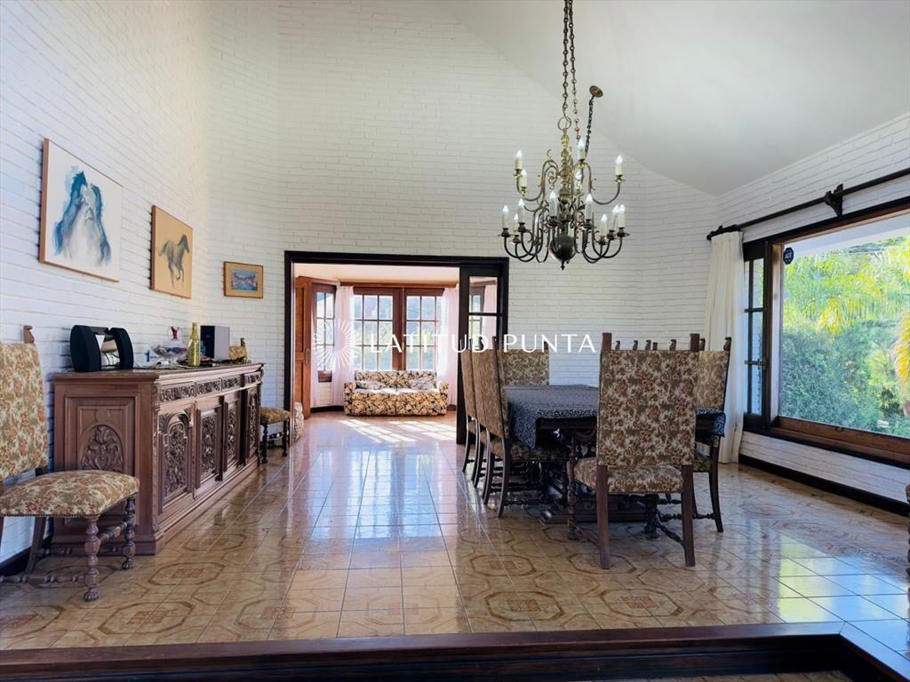 Casa en venta de 4 dormitorios en Punta del Este