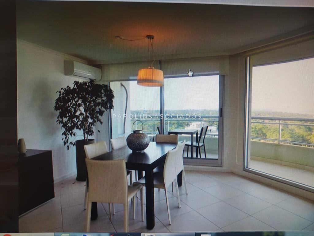 Apartamento de 3 dormitorios en Roosevelt - Punta