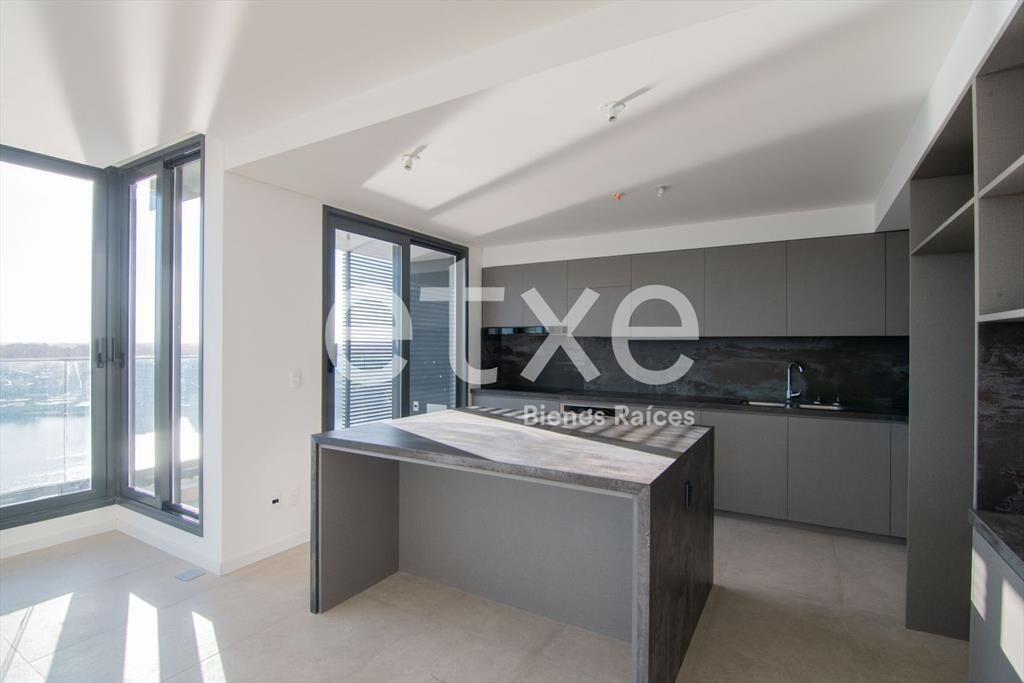 Venta Duplex 4 dormitorios Carrasco Boating Torre 1...