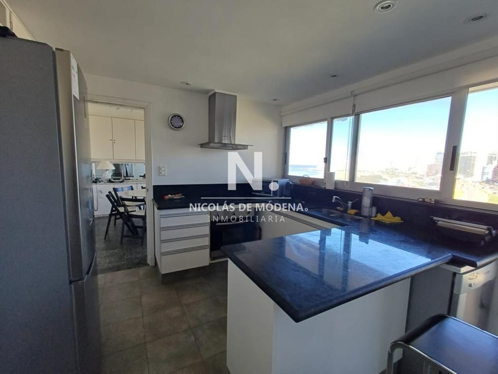 Departamento de 4 dormitorios en alquiler, Opus