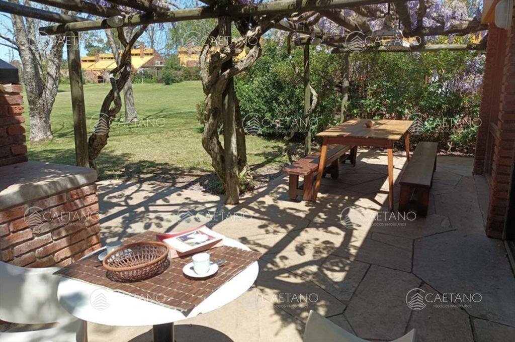 Venta casa en Club Azul, barrio privado, Punta
