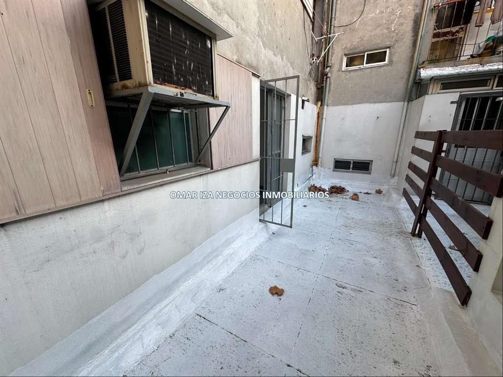 Alquiler apartamento dos dormitorios Centro bajos gc con pa