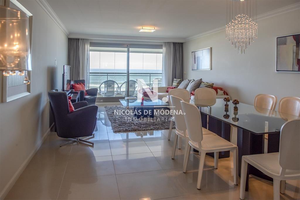 En alquiler apartamento de 3 dormitorios en Brava- Punta de