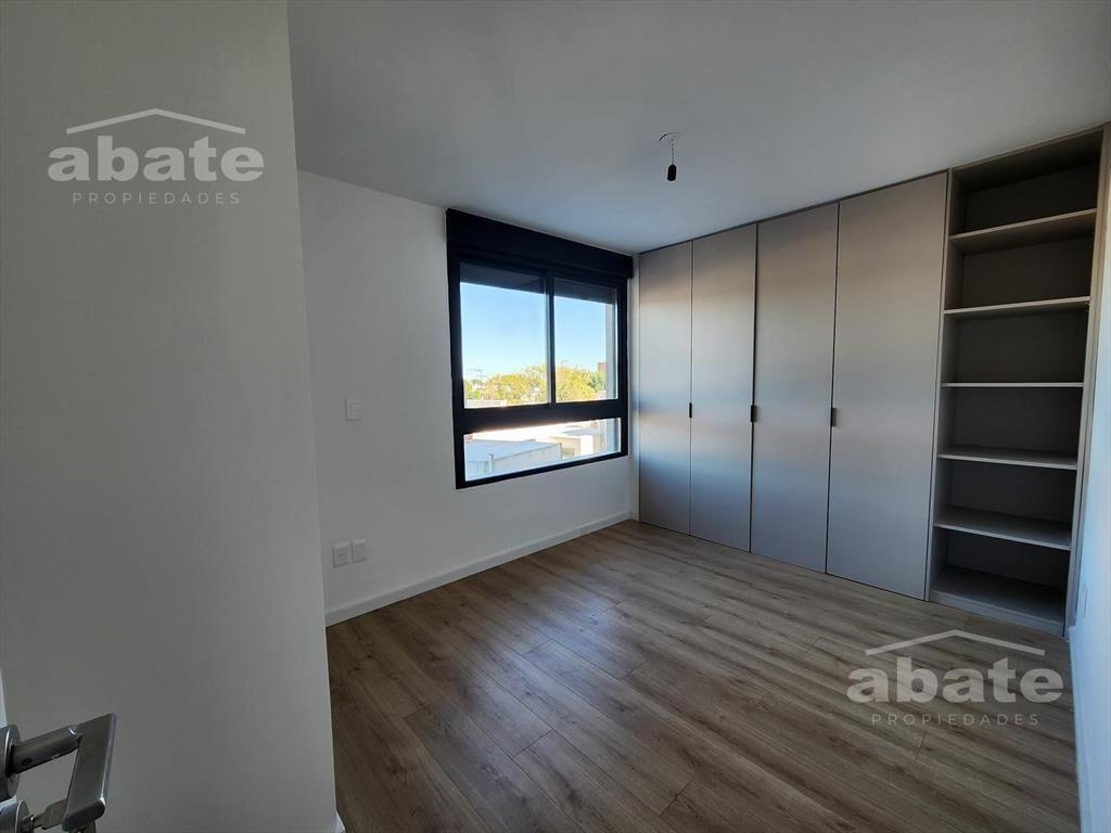 Venta apartamento 2 dormitorios en Parque Batlle al frente