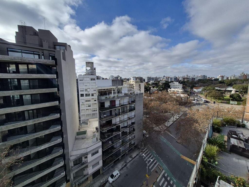 VENTA APARTAMENTO 2 DORMITORIOS GARAJE PARQUE RODO