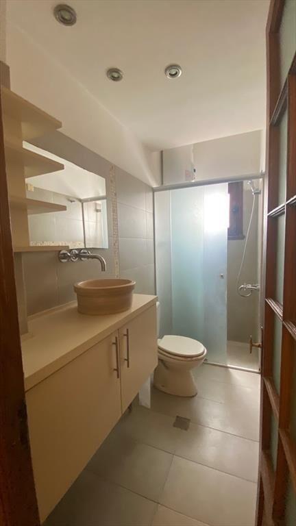 VENTA POCITOS  71 M² REALES 2 DORMITORIOS CON OFFICE, VESTI