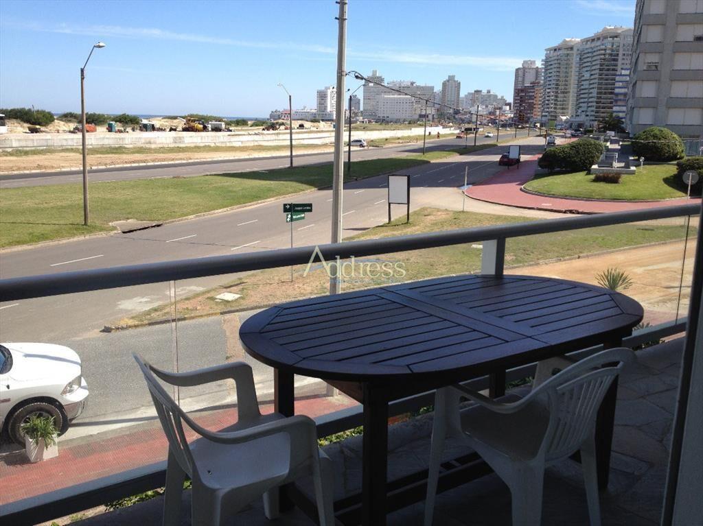 PRIMERA LINEA, AMPLIO APARTAMENTO EN PARADA 2 DE