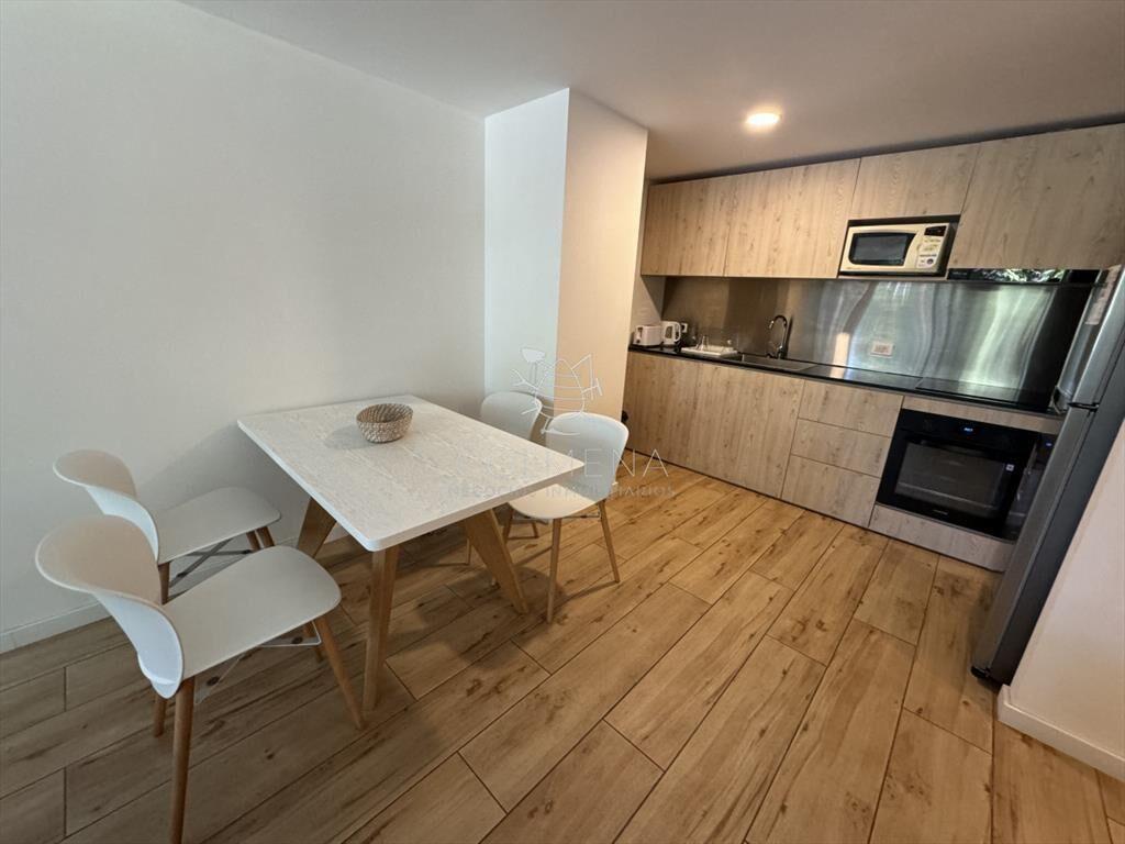 Apartamento en venta de dos dormitorios en Punta
