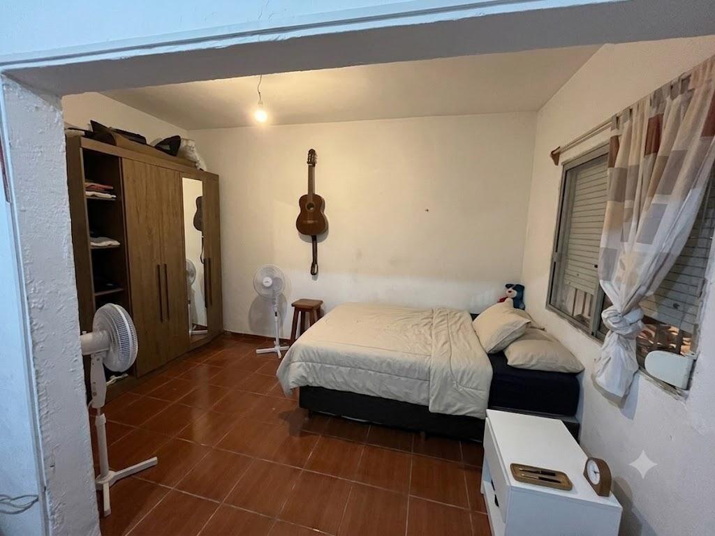 Venta casa 3 dormitorios Maroñas, más 3 Apartamentos y 1 De
