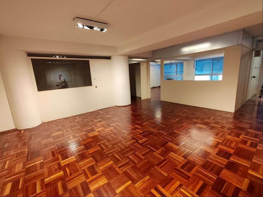 ALQUILER Oficina de 120m2 en Edificio Torre Independencia e