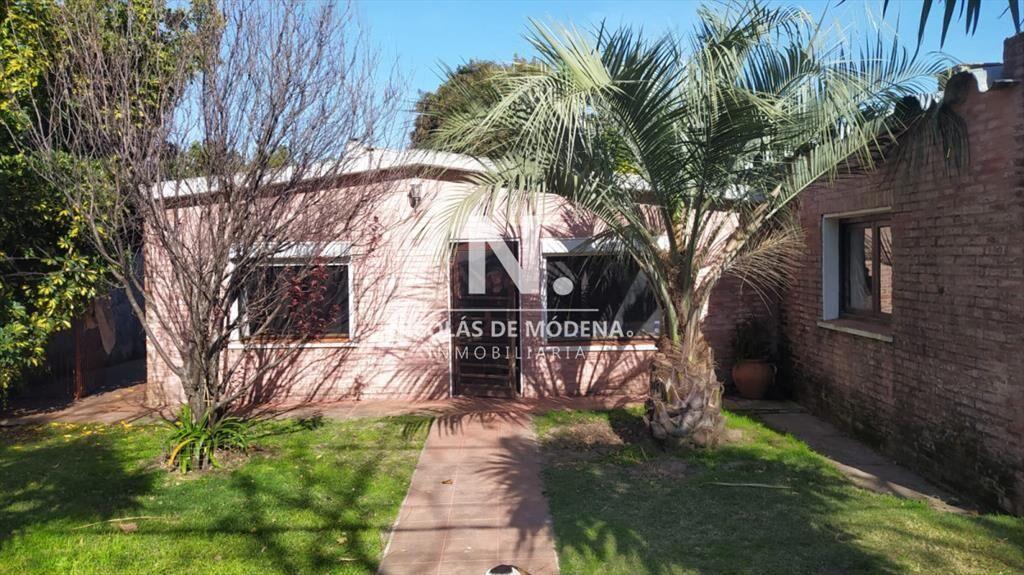 Casa en venta, Maldonado, a pasos del centro, excelente ori