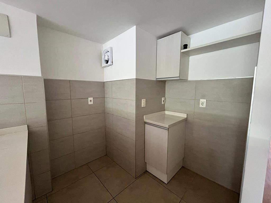 Venta de Apartamento con 2 dormitorios y garage con renta en