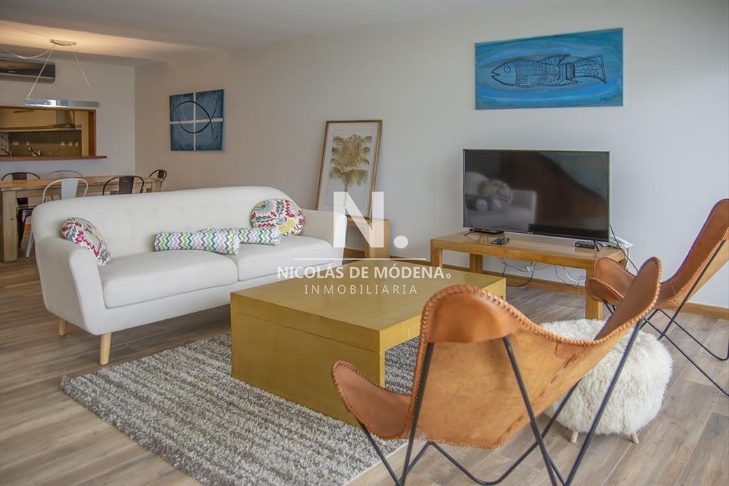 Duplex frente al mar a la venta Playa Brava