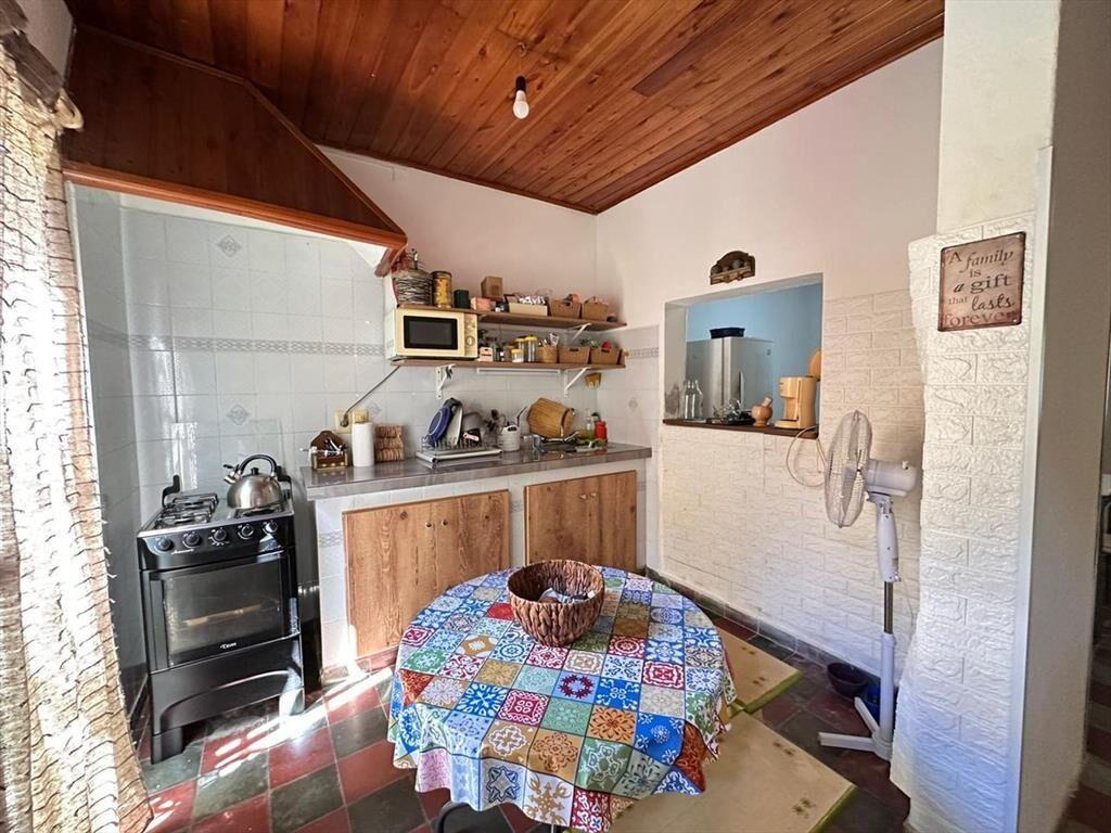 CASA EN VENTA + LOCAL COMERCIAL CON RENTA