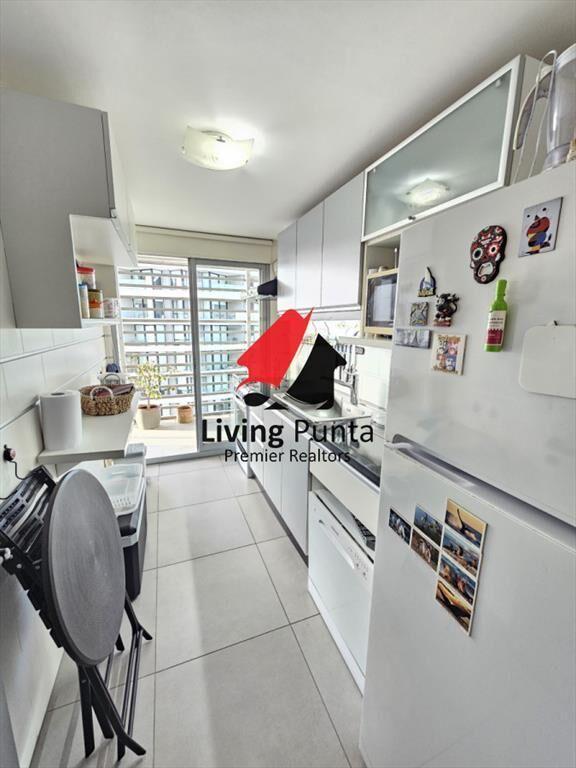 Hermoso apto en venta con parrillero propio