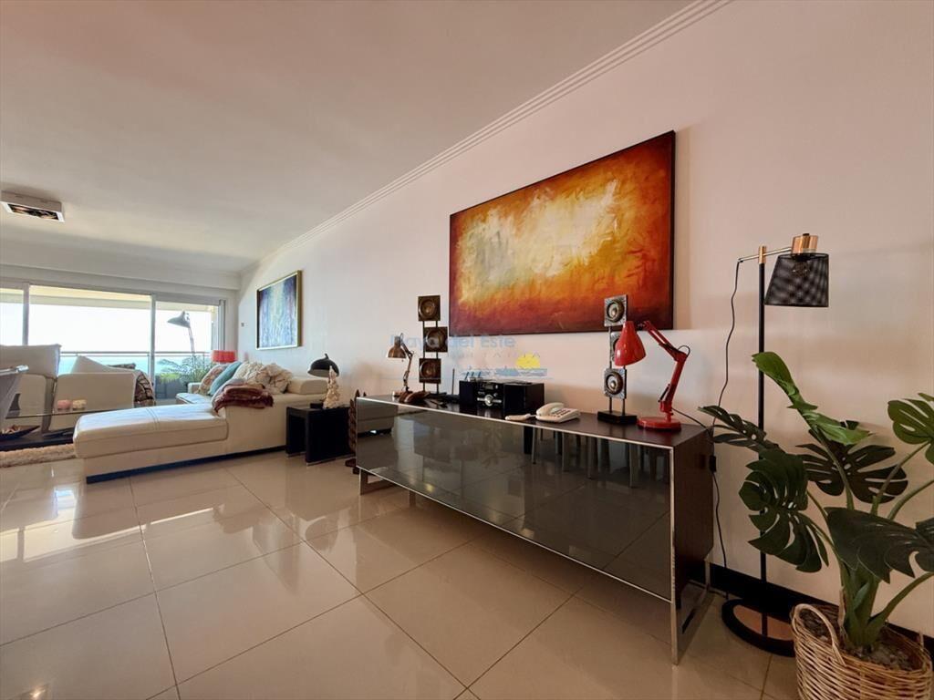 Apartamento en Punta del Este, Brava