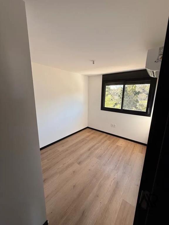 Apartamento en venta c/ cochera en Barra de Carrasco