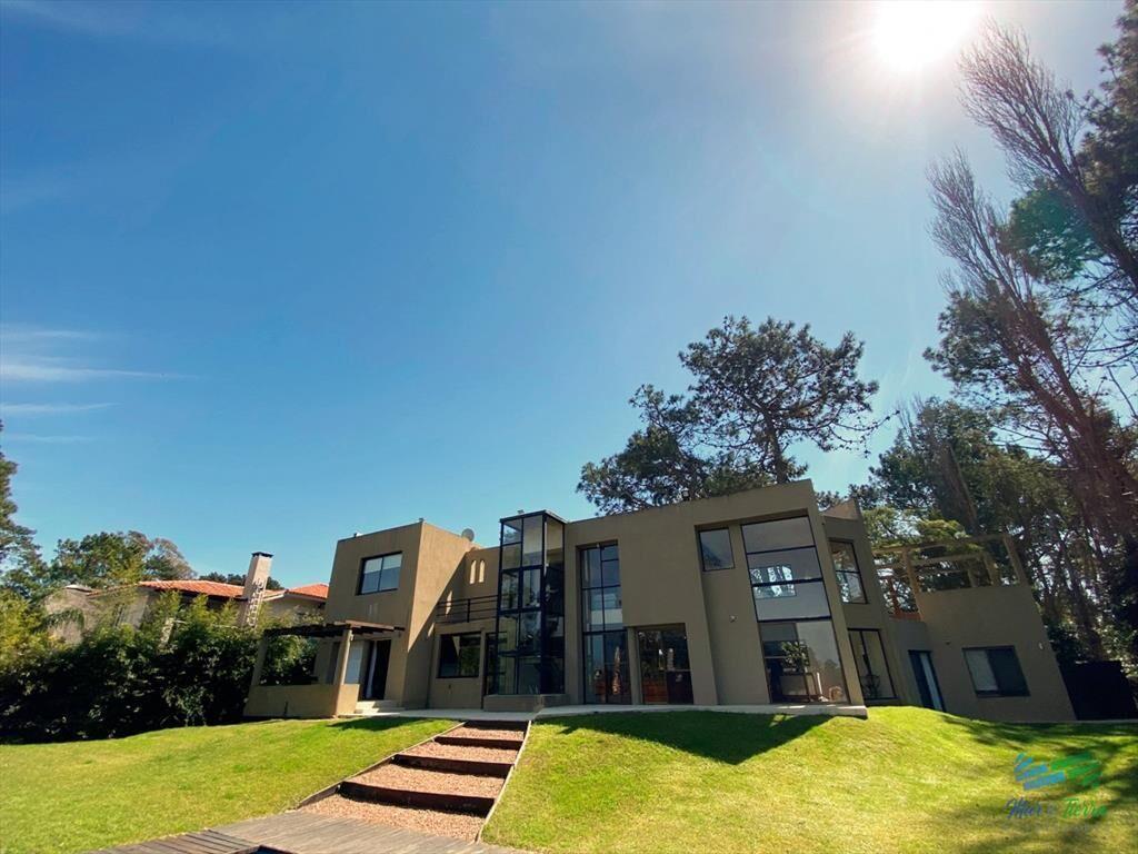 Gran casa de 5 dormitorios, Brava, Punta del