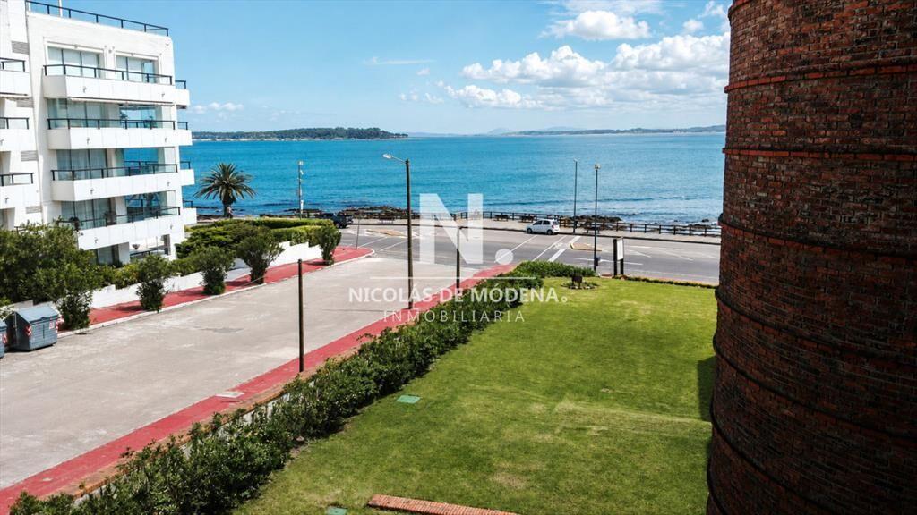 En venta apartamento de 2 dormitorios en