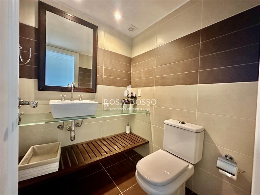 Apartamento en torre de primera categoría