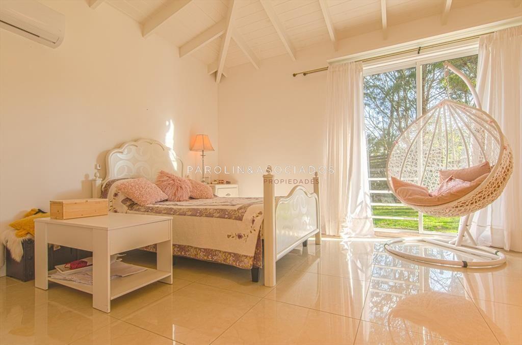 Casa en Alquiler La Arbolada Punta del Este Cinco Dormitori