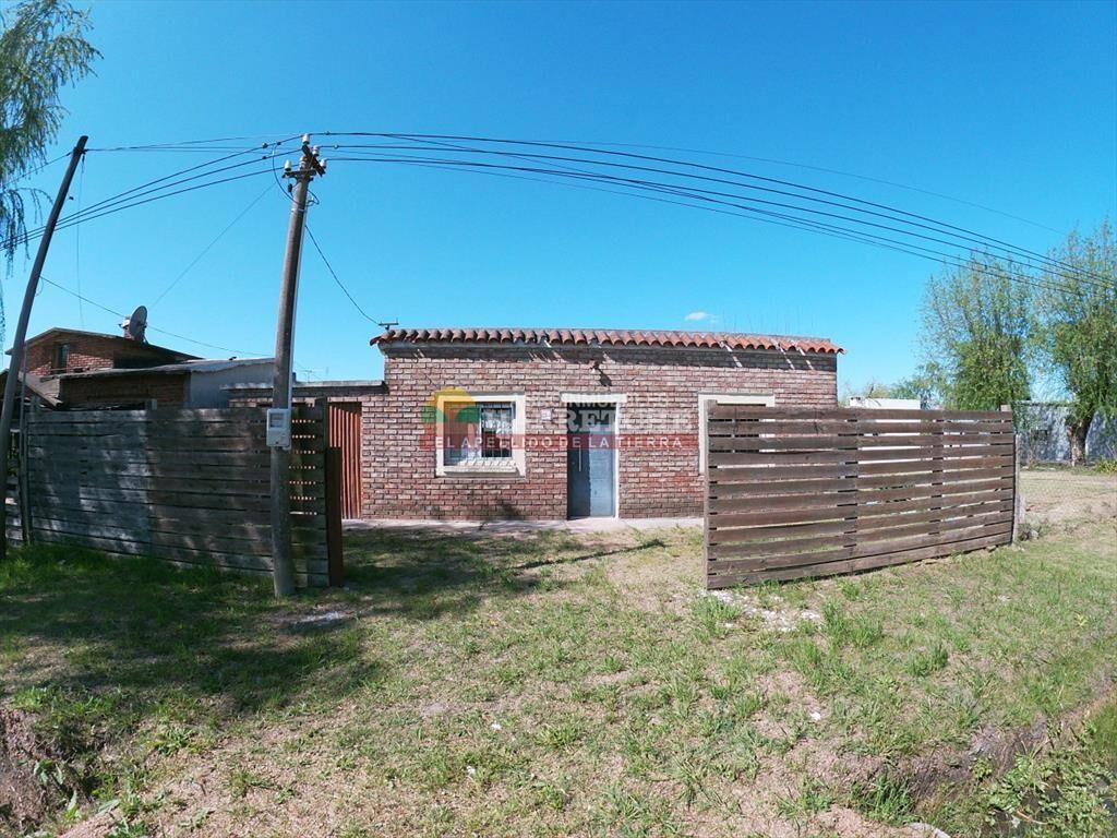 Casa en venta, 2 dormitorios, garaje, DUEÃ?O U$S
