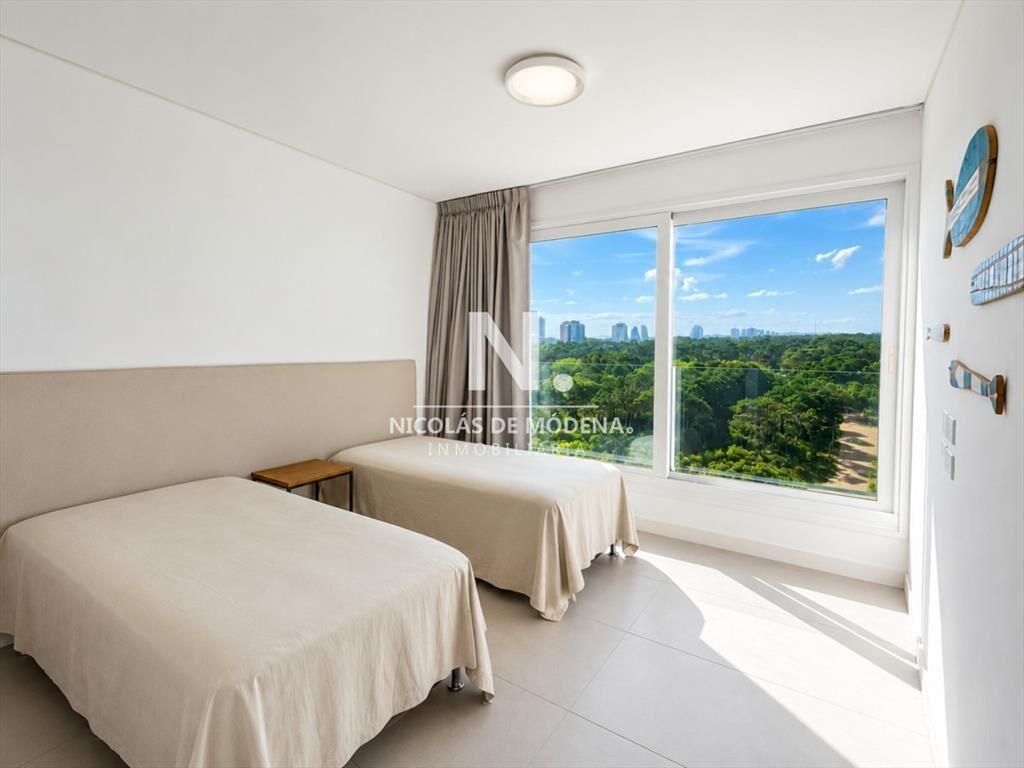 LUJOSO APARTAMENTO PLAYA BRAVA PUNTA DEL ESTE