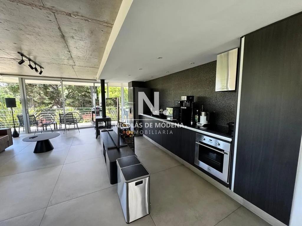 En venta apartamento de 2 dormitorios en Mansa,