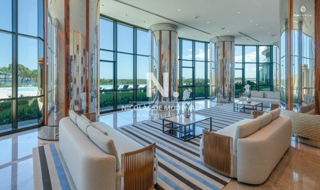 Departamento exclusivo en venta en Torre Fendi, 4