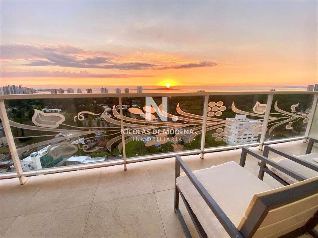 Vende apartamento de 2 dormitorios en Roosevelt, con vista
