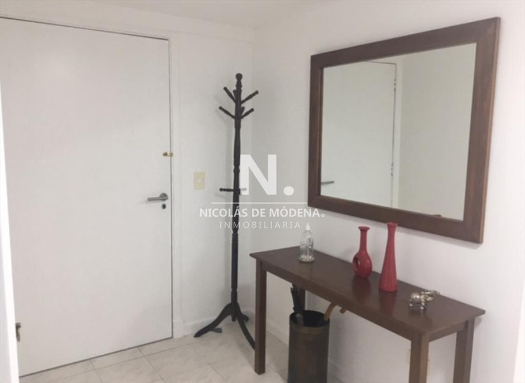 Apartamento de 2 dormitorios y dependencia en de
