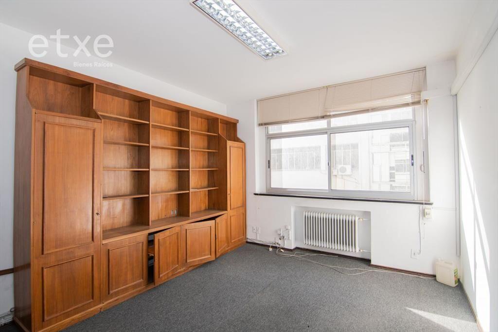 Oportunidad Venta Oficina Ciudad Vieja...