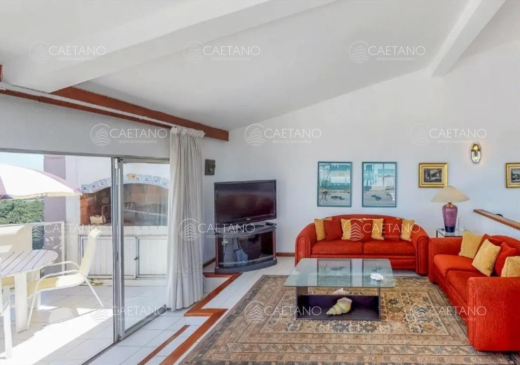 Penthouse en venta Playa Mansa - Tres Dormitorios