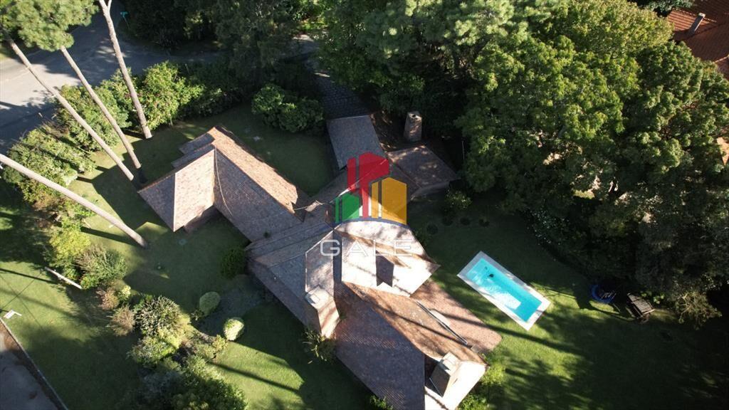 Hermosa mansión en Golf de 6 dormitorios , Punta