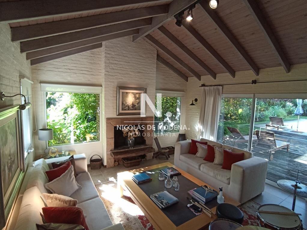 Casa en Cantegril - Punta del Este