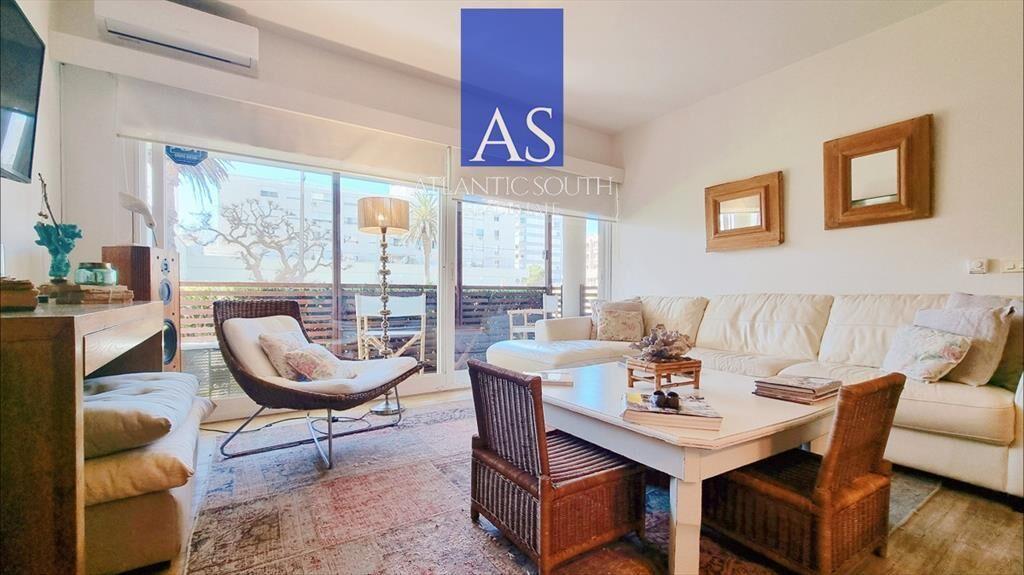 Apartamento moderno en Peninsula, 3 dormitorios,