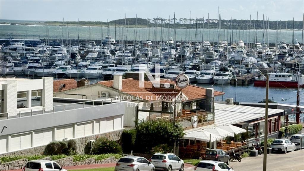 Apartamento en venta 2 dormitorios al PUERTO!