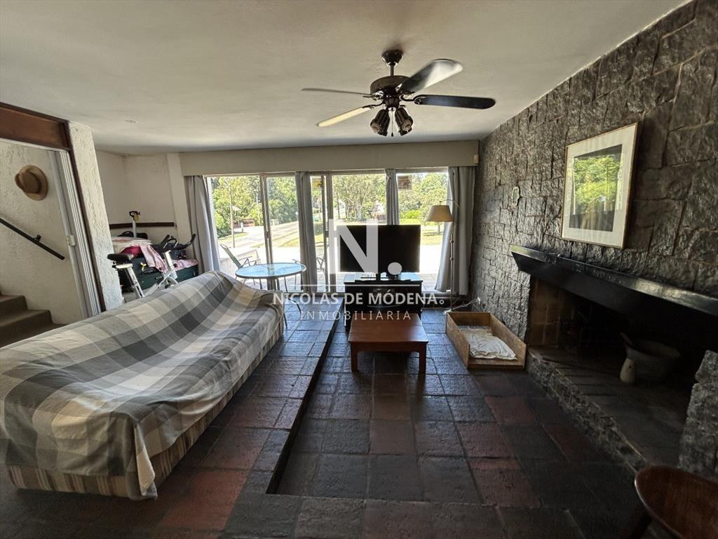Casa en Venta con 3 dormitorios - Pinares, Punta