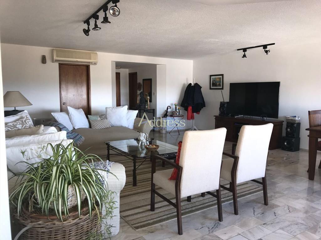 Espectacular departamento en Roosevelt con todos los servic