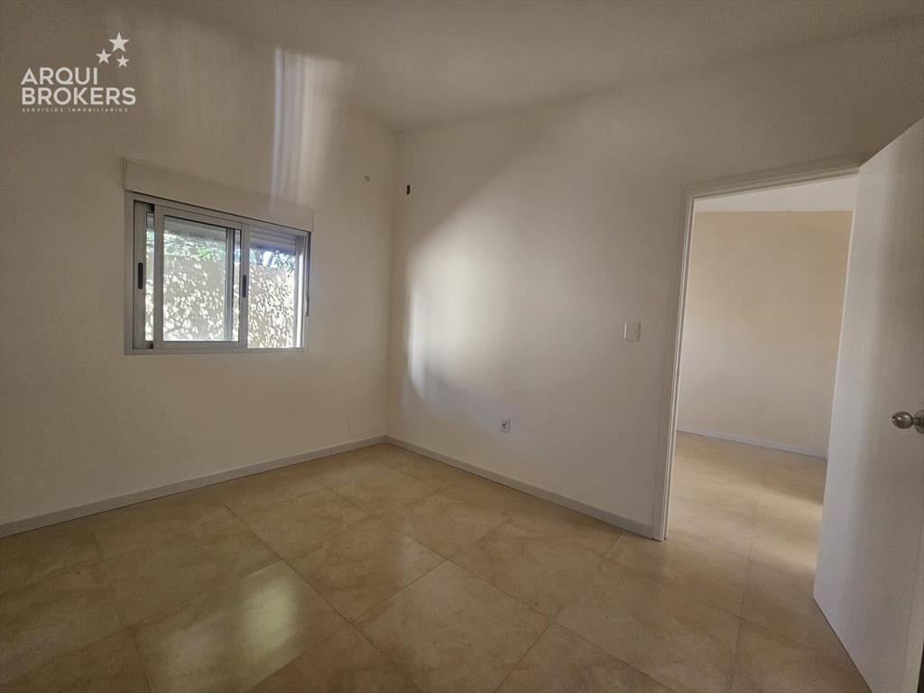 Apartamento de un dormitorio en venta con renta en Carrasco