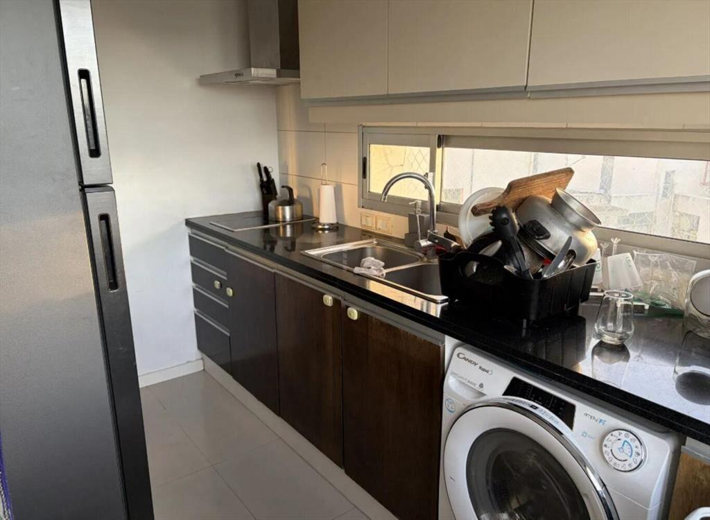 Se alquila Penthouse dúplex de dos dormitorios con terraza