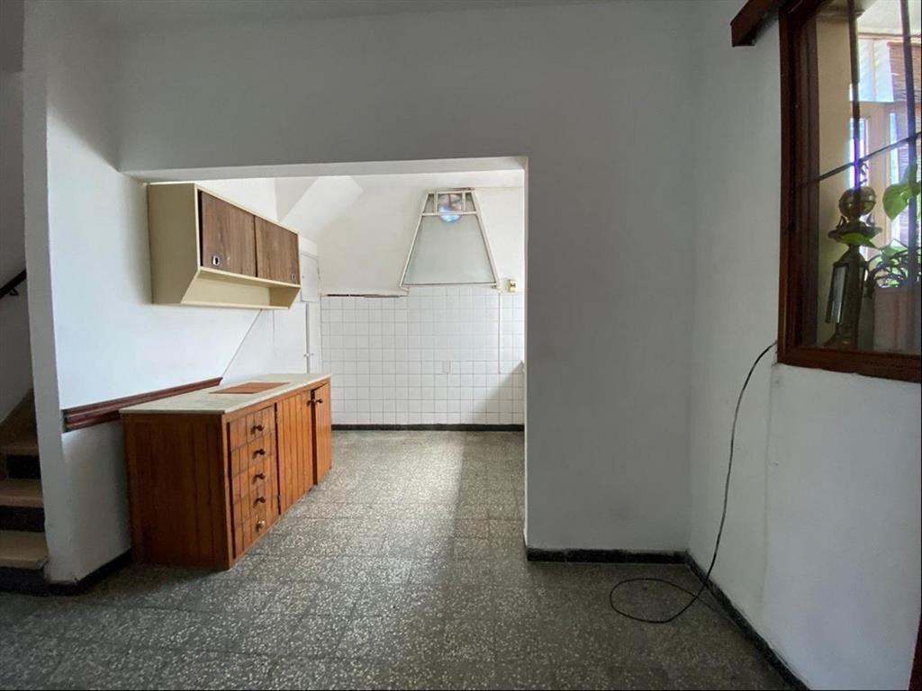 Venta local comercial + 2 casas de altos y terreno