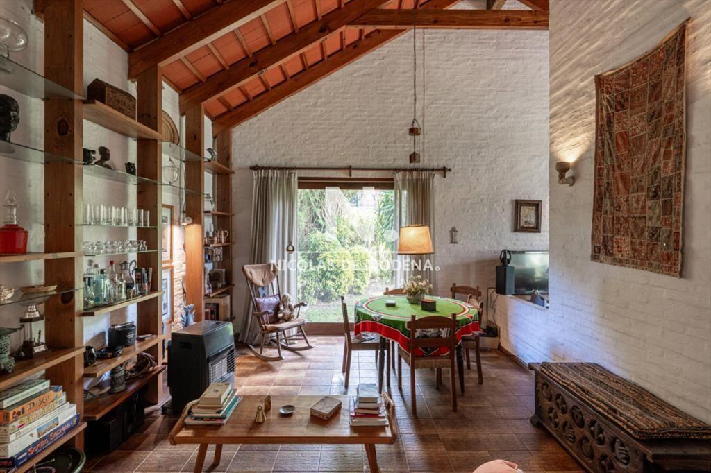 Vende casa de 3 dormitorios, con parrillero y en
