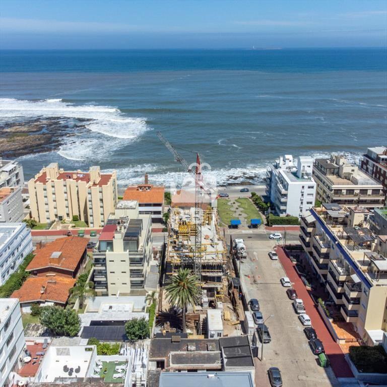 Monoambiente en Edificio Modelo en Punta del Este
