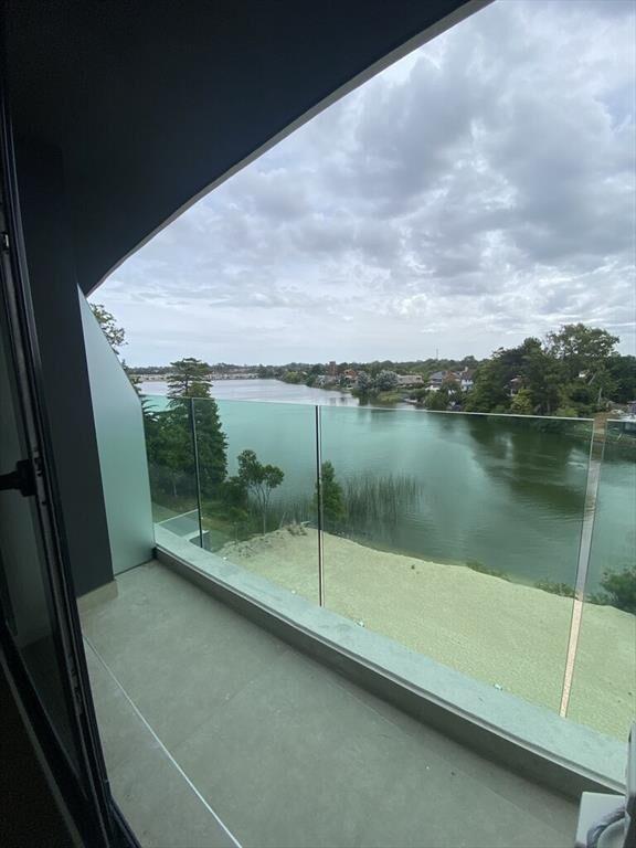 APARTAMENTO CON RENTA EN AMÉRICAS UNO CON VISTA AL LAGO